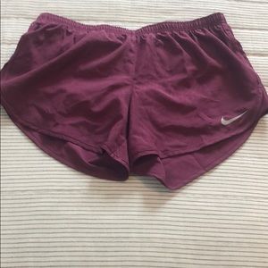 Women’s medium running shorts